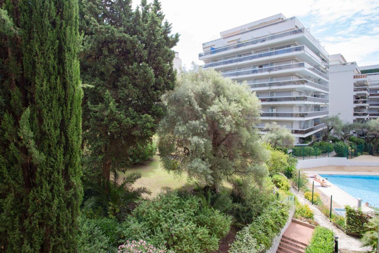 Sidon Furnished Studio Apartment Antibes Bagian luar foto